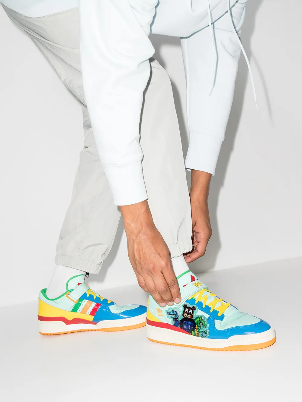 фото Adidas кроссовки из коллаборации с kerwin frost