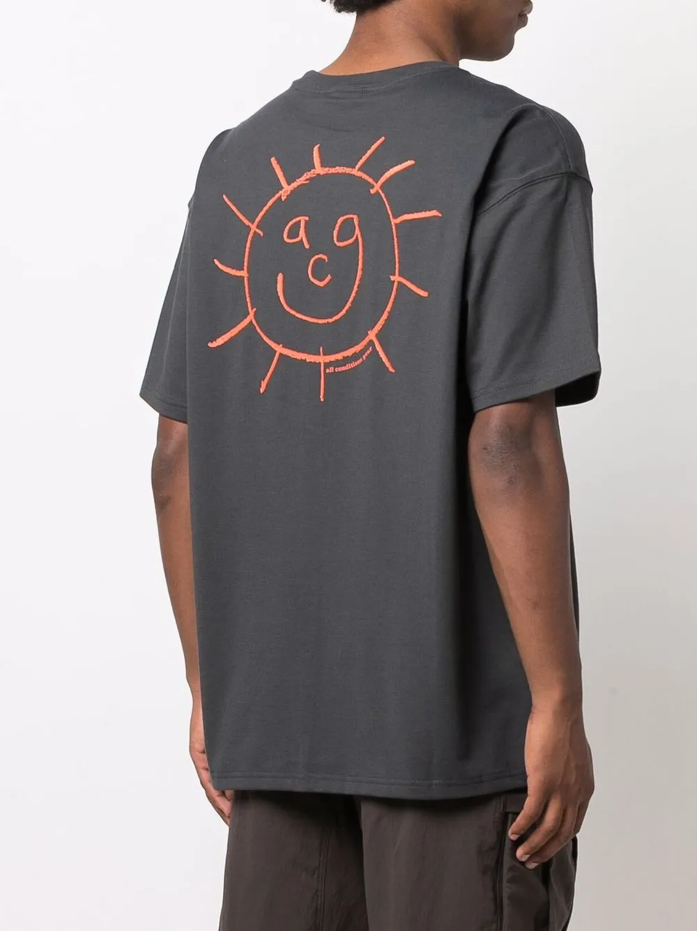 фото Nike футболка sunshine с графичным принтом