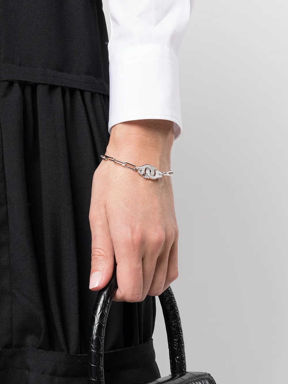 фото Dihn van браслет menottes r12 из белого золота с бриллиантами