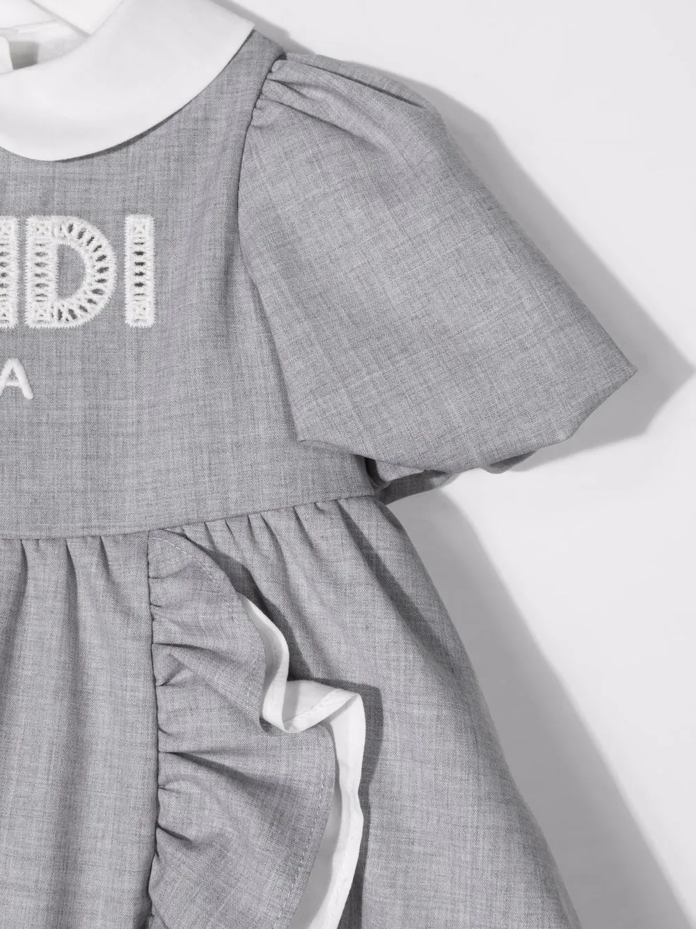 фото Fendi kids платье с логотипом