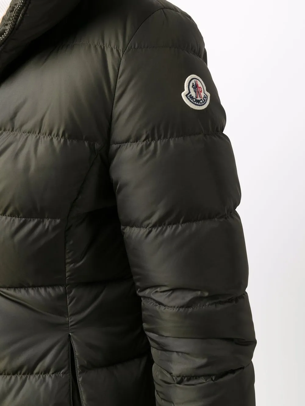 фото Moncler пуховик gie