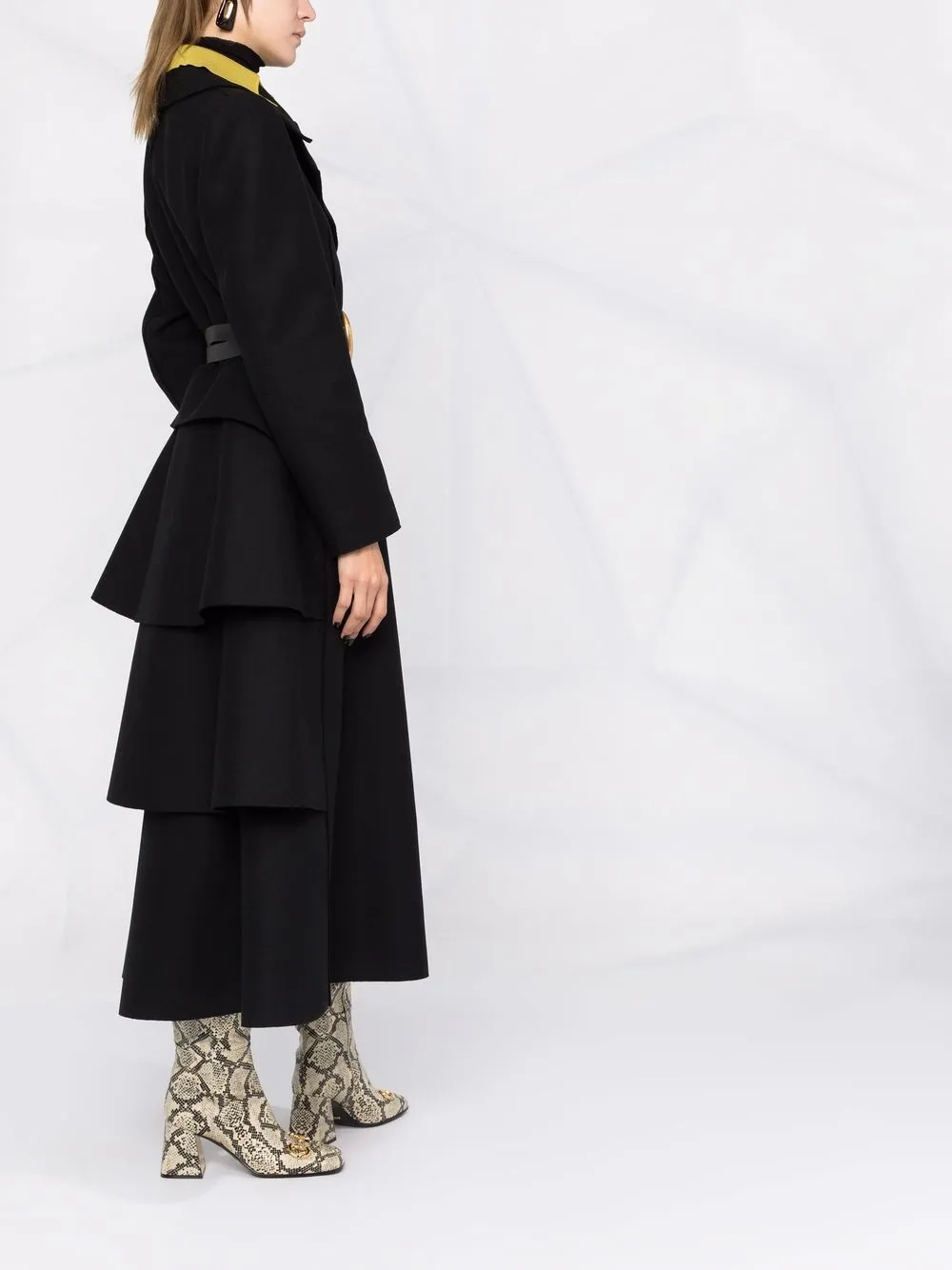 фото Alberta ferretti пальто с оборками