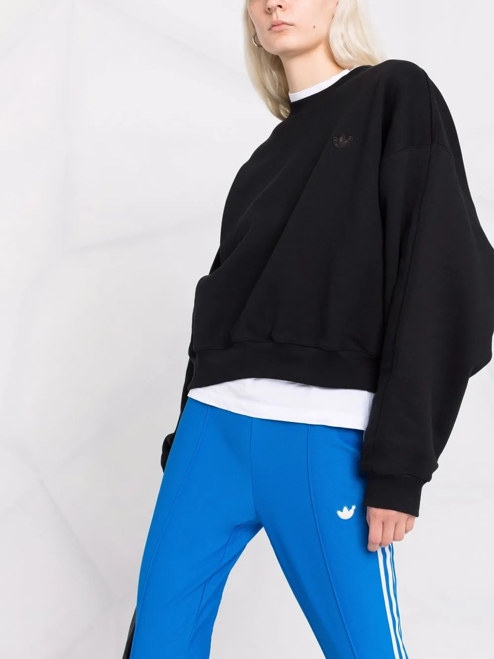 фото Adidas толстовка с круглым вырезом