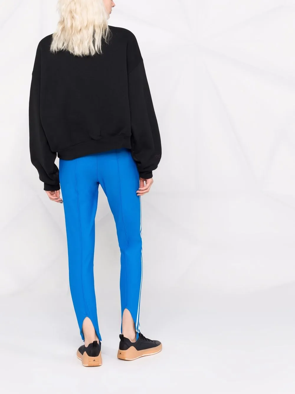 фото Adidas толстовка с круглым вырезом