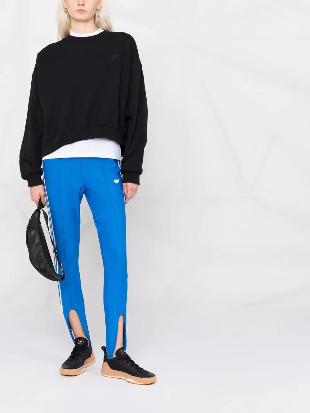 фото Adidas толстовка с круглым вырезом