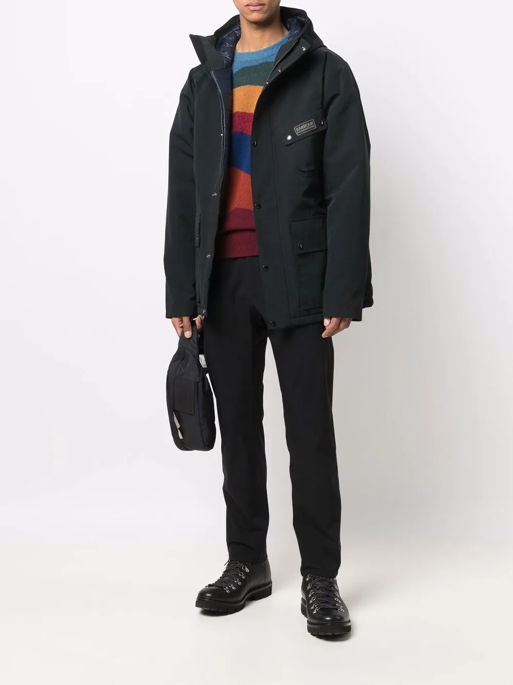фото Barbour парка с капюшоном и логотипом