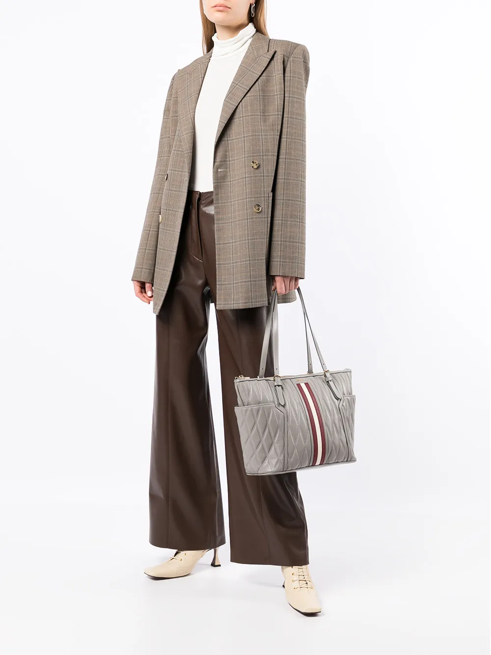 фото Bally стеганая сумка-тоут