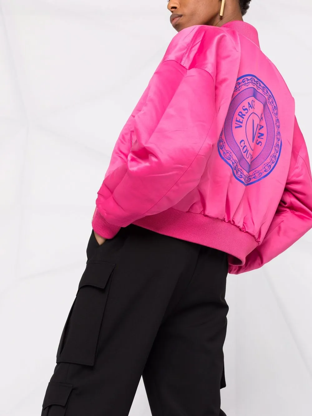 фото Versace jeans couture бомбер с принтом