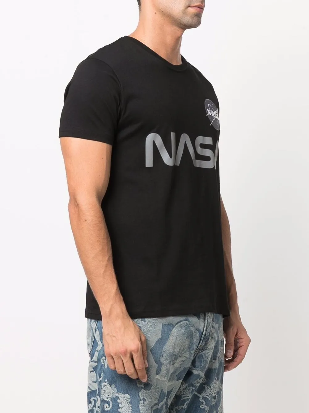 фото Alpha industries футболка со светоотражающим логотипом из коллаборации с nasa