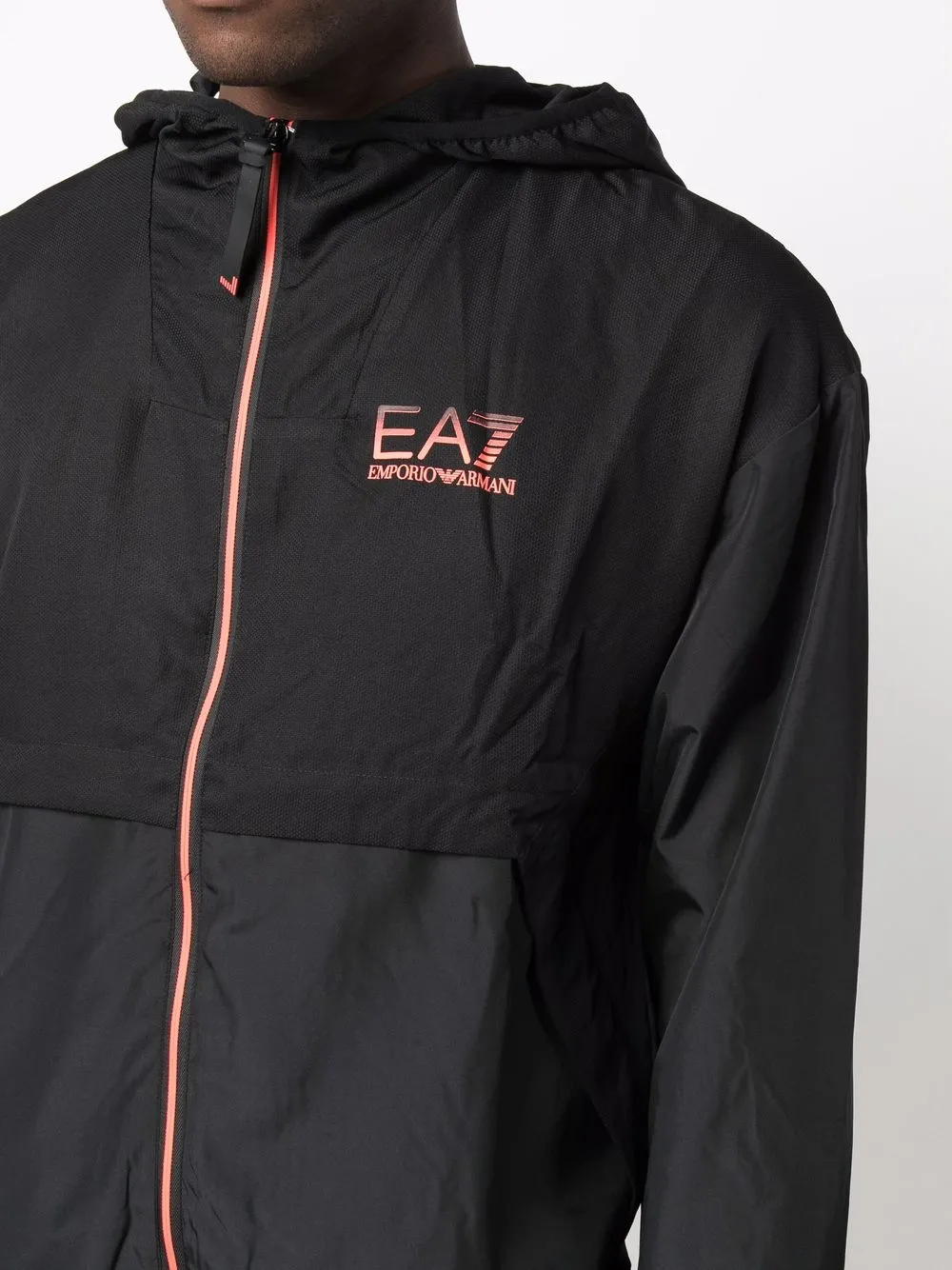фото Ea7 emporio armani спортивный костюм с капюшоном и логотипом