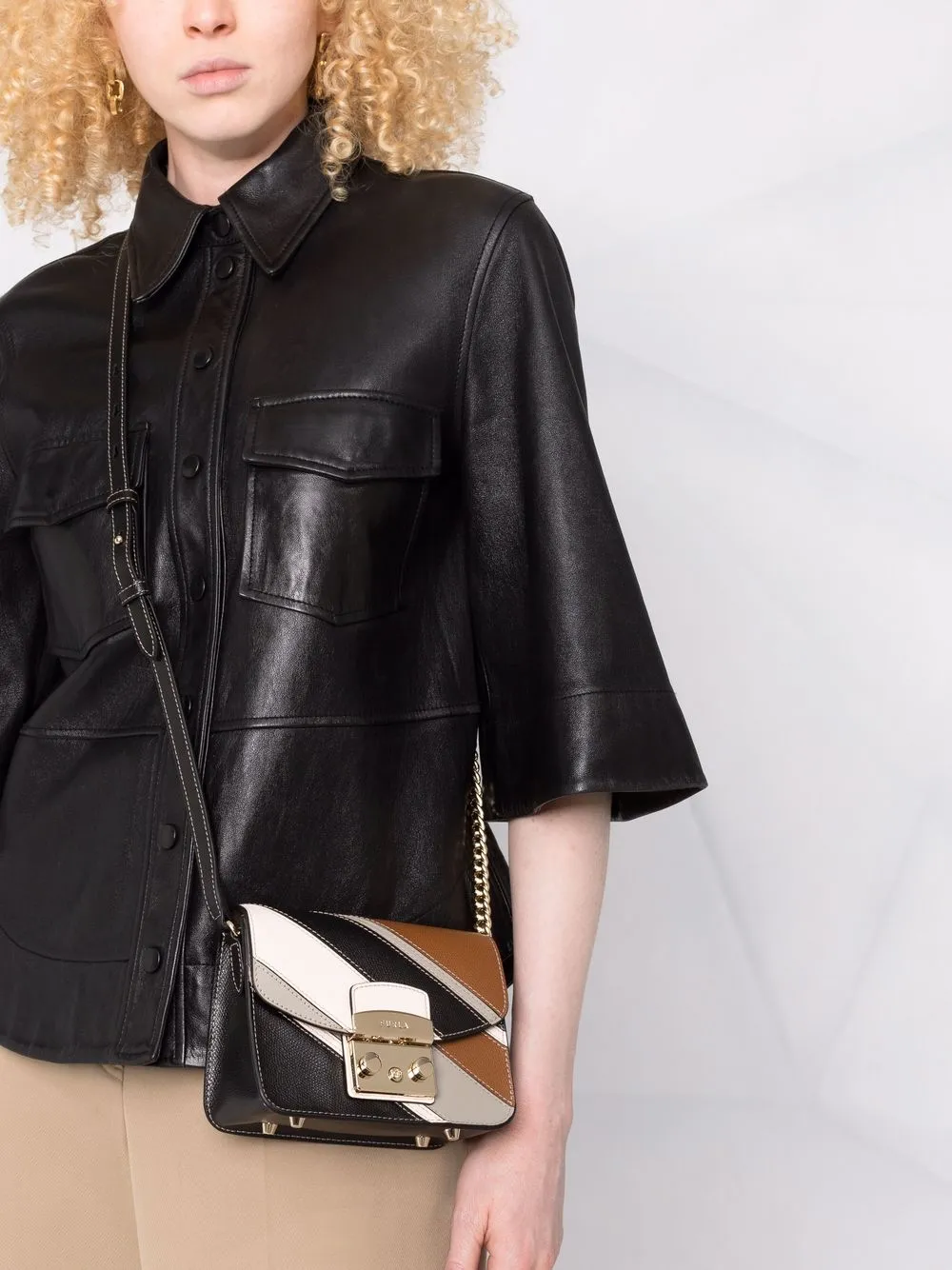 фото Furla сумка через плечо rosie