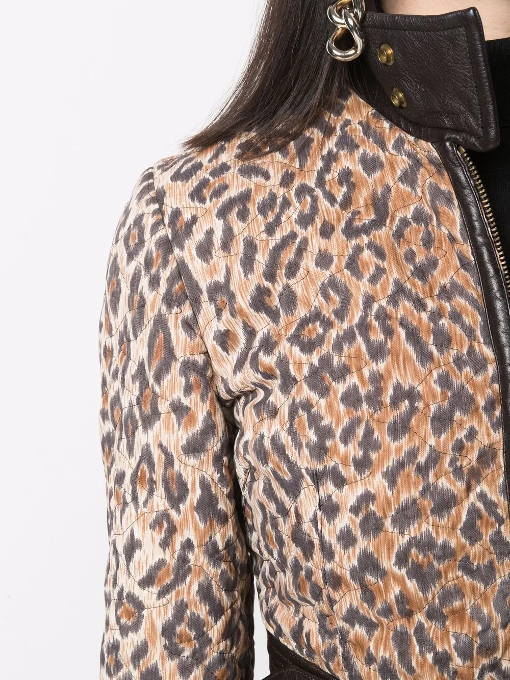 фото Dolce & gabbana pre-owned пуховик с поясом и леопардовым принтом 1990-х годов