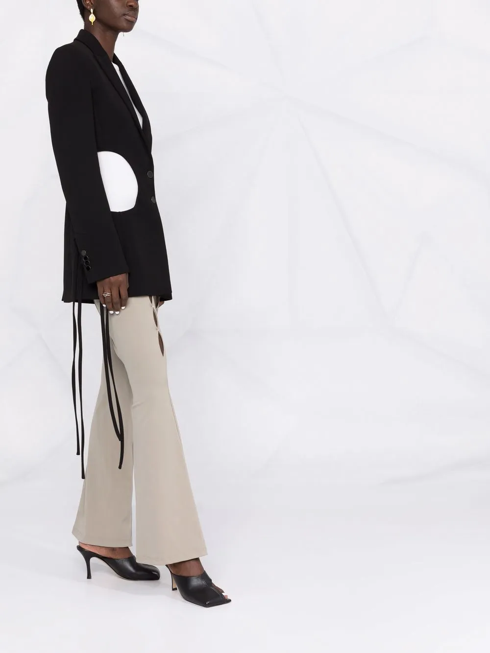 фото Rui брюки с завышенной талией и вырезами