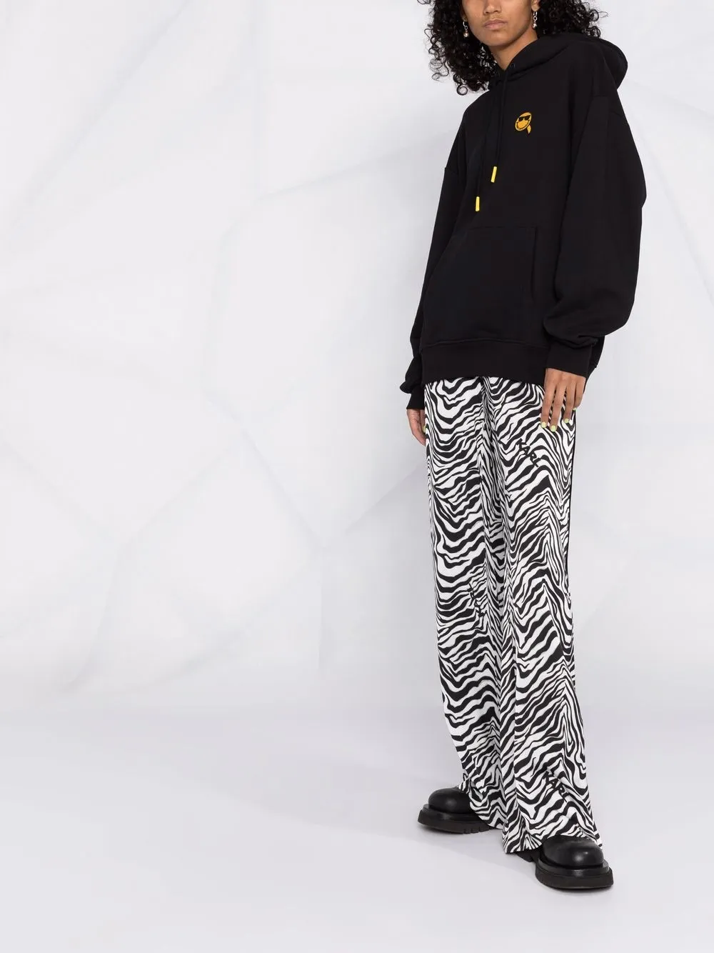 фото Karl lagerfeld худи с принтом smiley