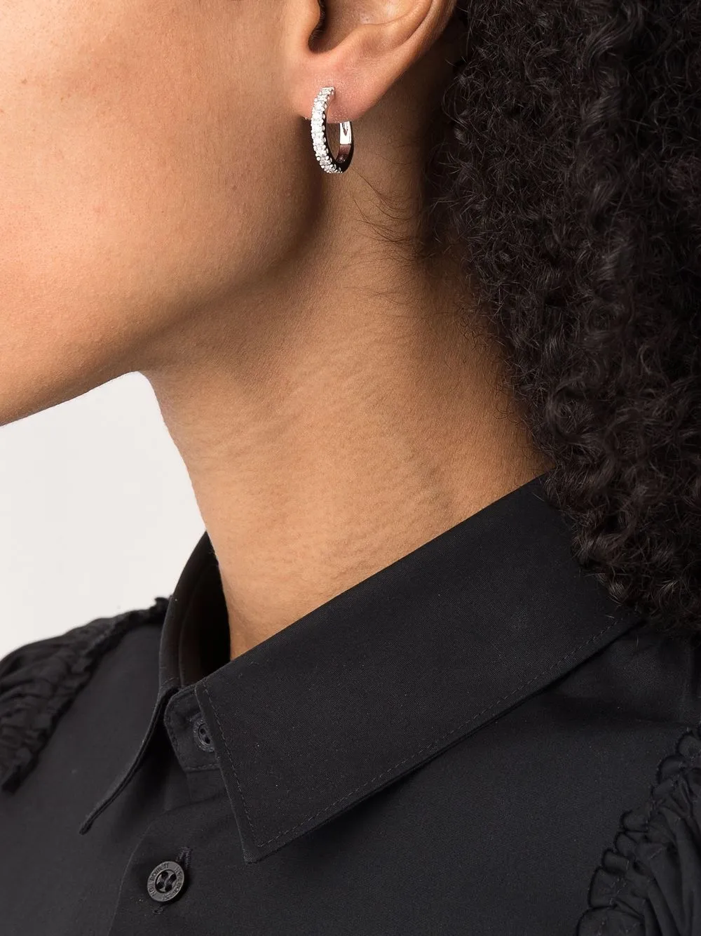 фото Leo pizzo серьги-кольца из белого золота с бриллиантами