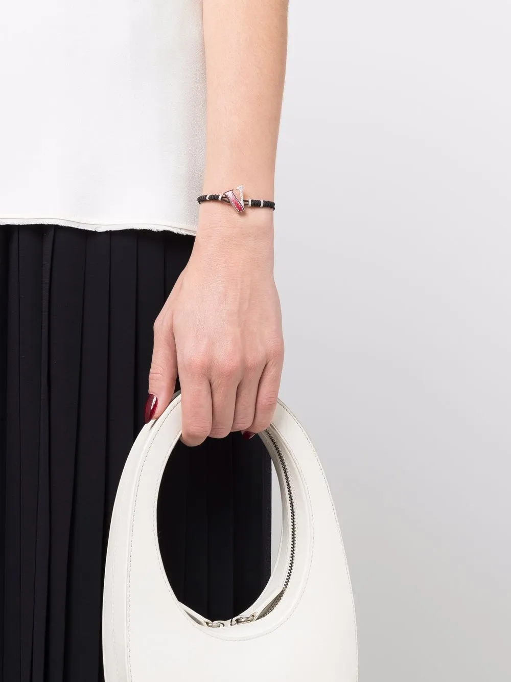 фото Sicis jewels браслет alphabet v из белого золота с бриллиантами