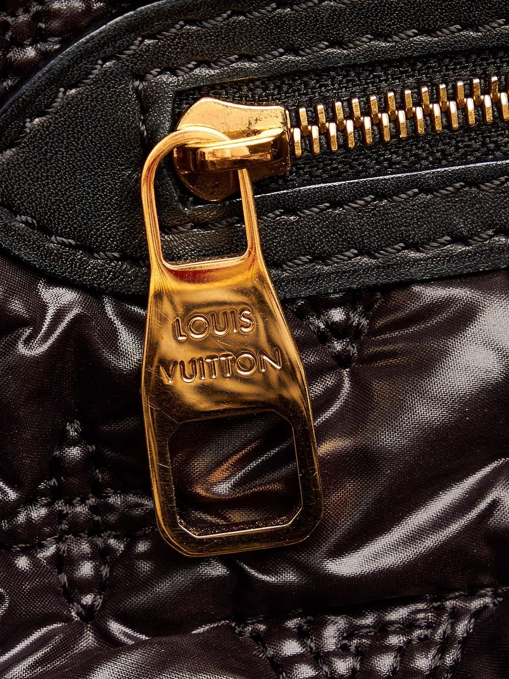 фото Louis vuitton сумка lockit mm ограниченной серии 2012-го года из коллаборации с yayoi kusama