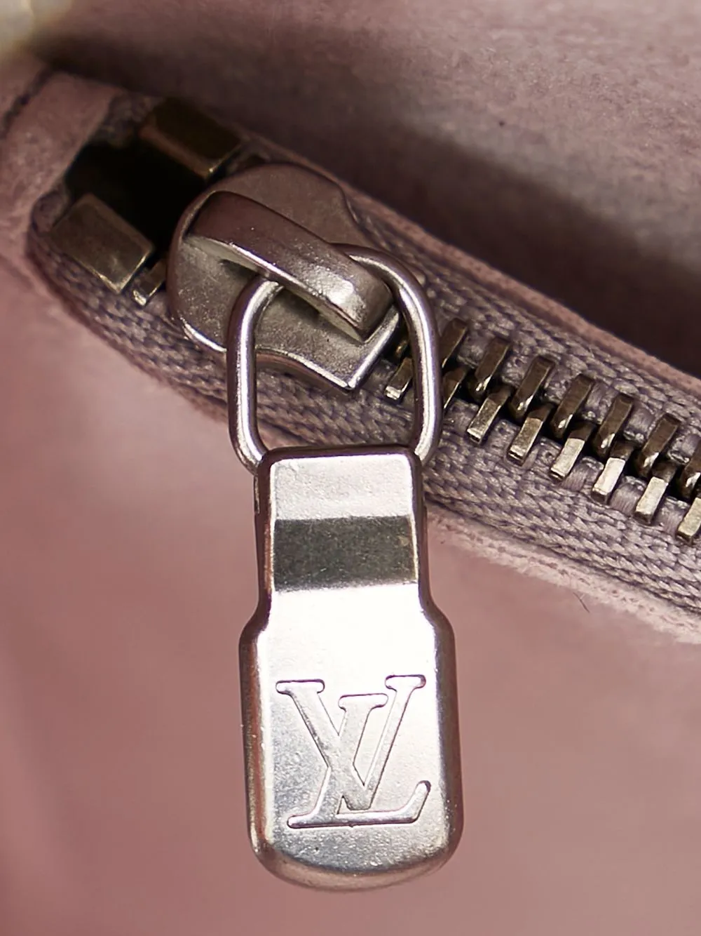 фото Louis vuitton сумка pont neuf pre-owned