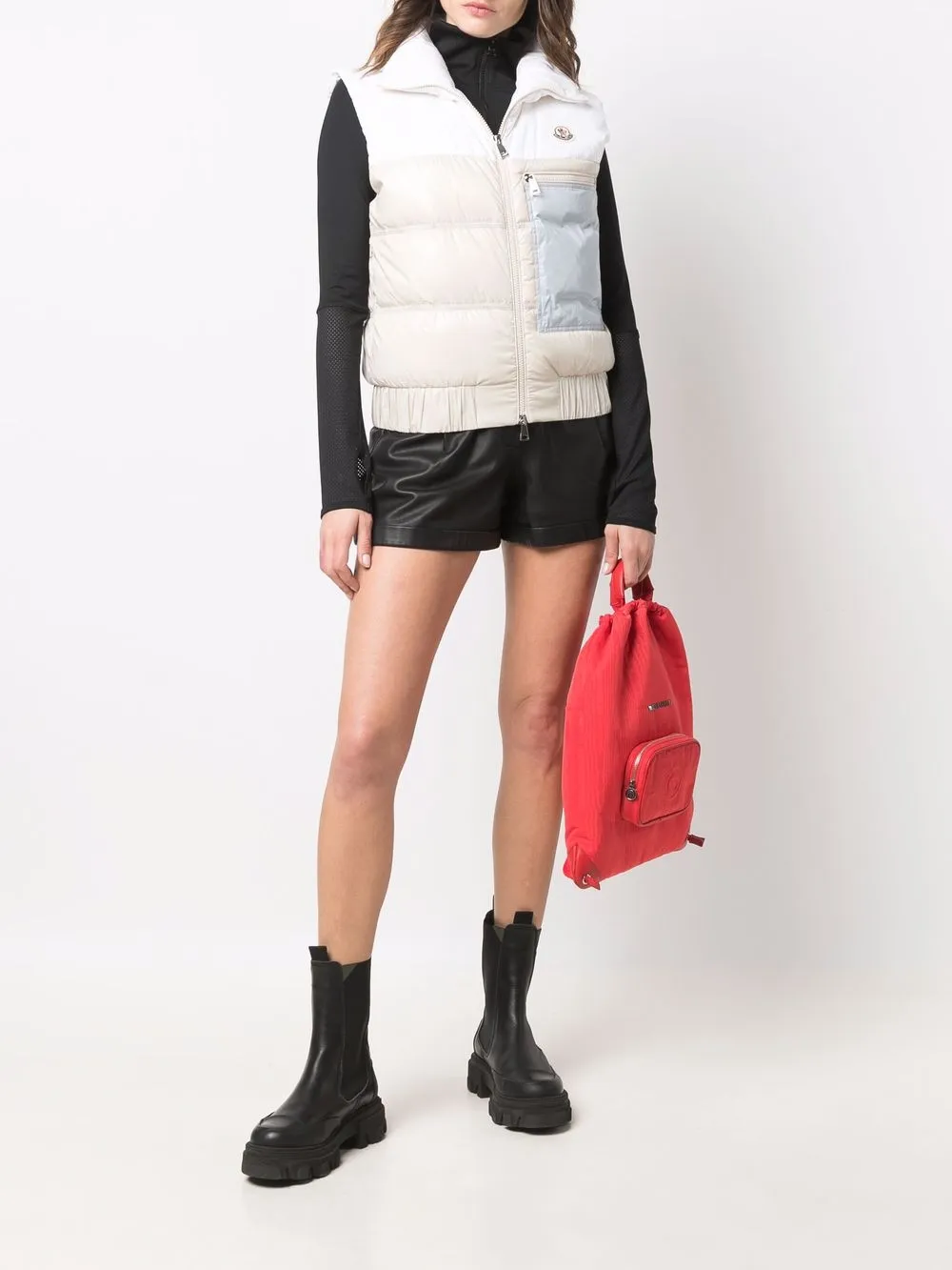 фото Moncler дутый жилет с карманом