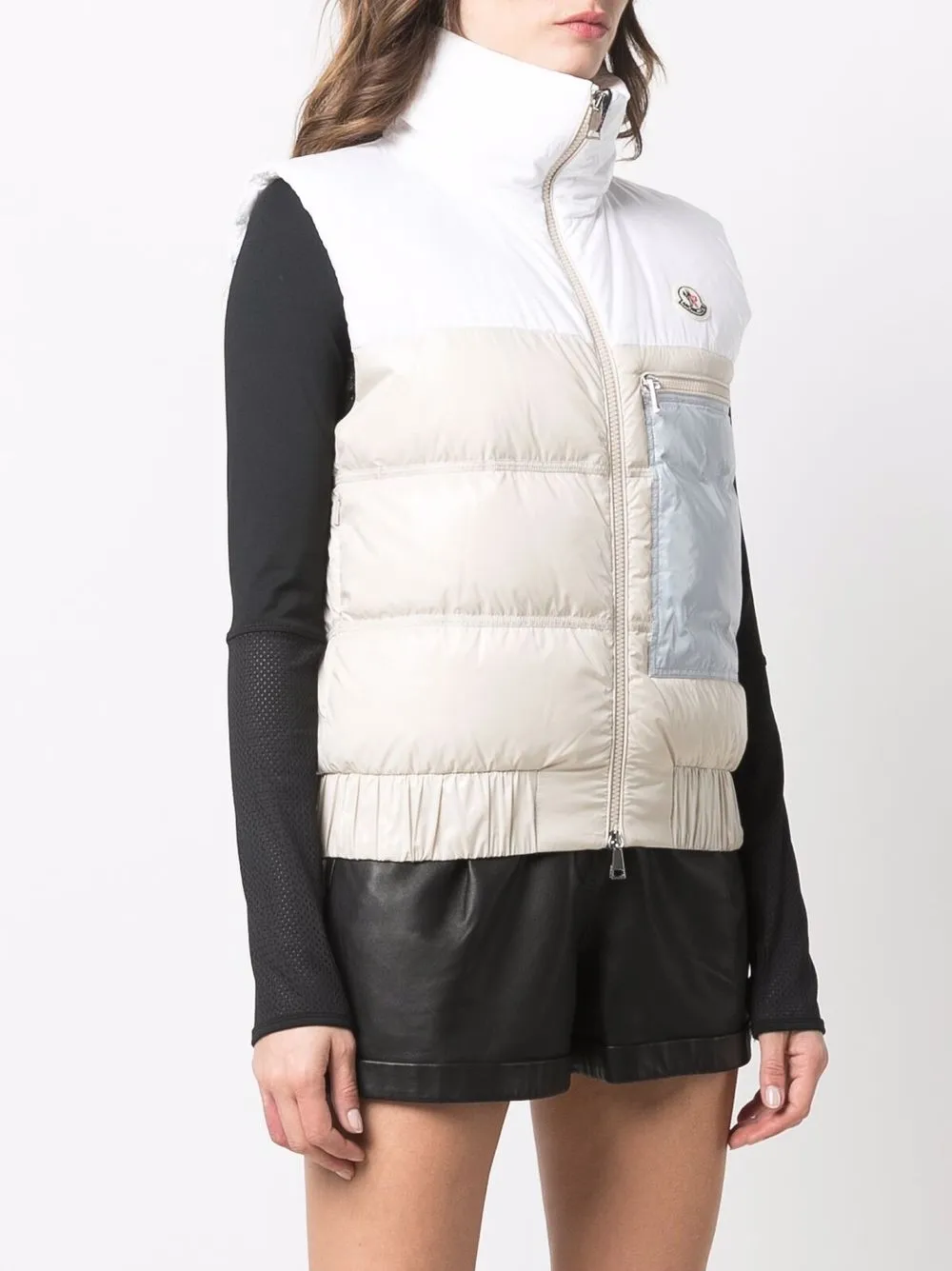 фото Moncler дутый жилет с карманом