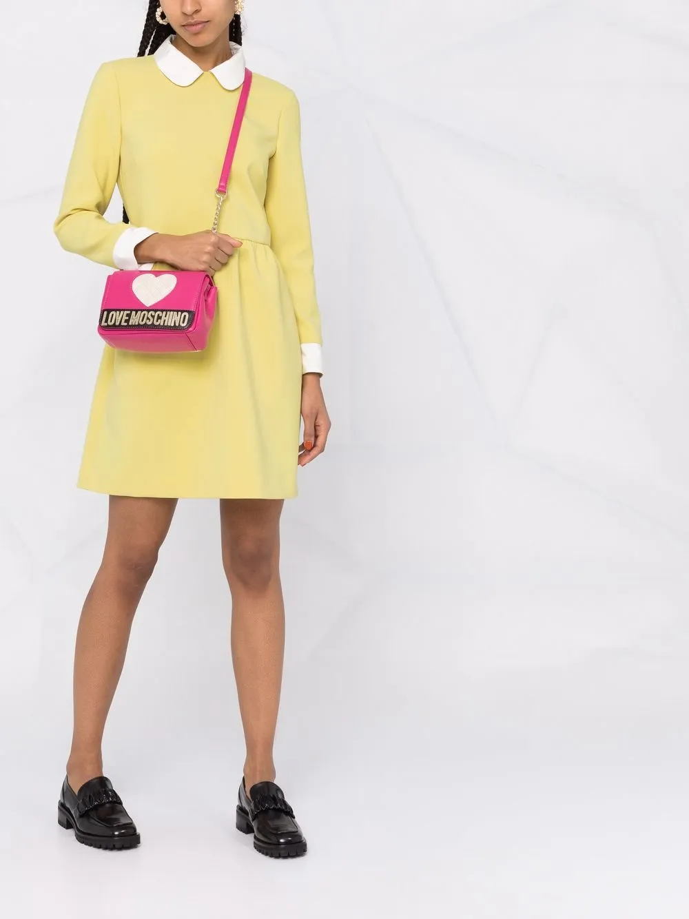 фото Love moschino стеганая сумка через плечо love heart