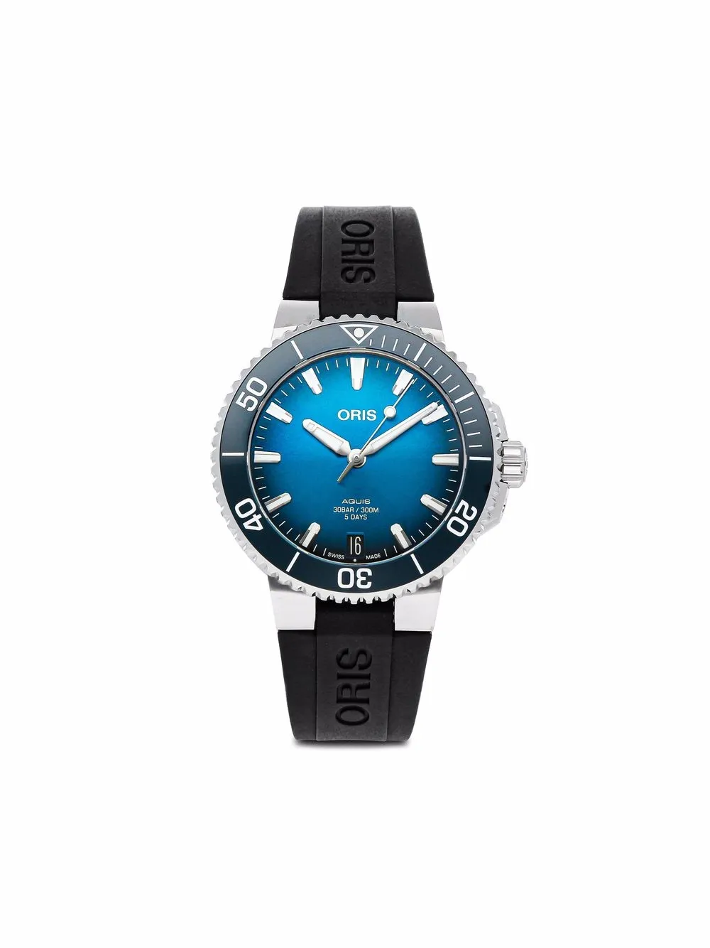 фото Oris наручные часы aquis date pre-owned 41 мм 2021-го года