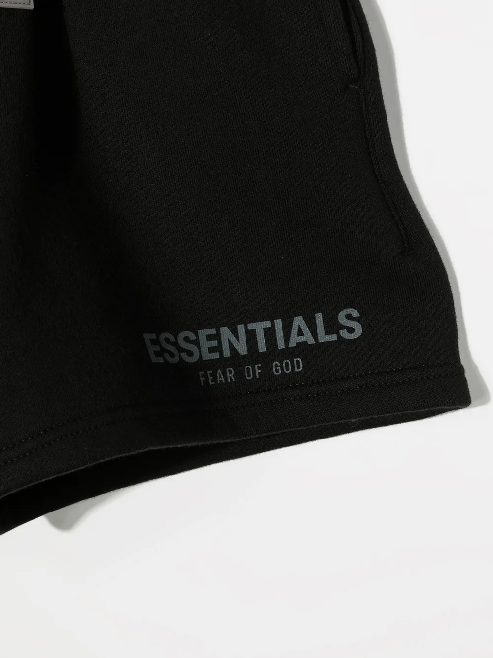 фото Fear of god essentials kids спортивные шорты с логотипом