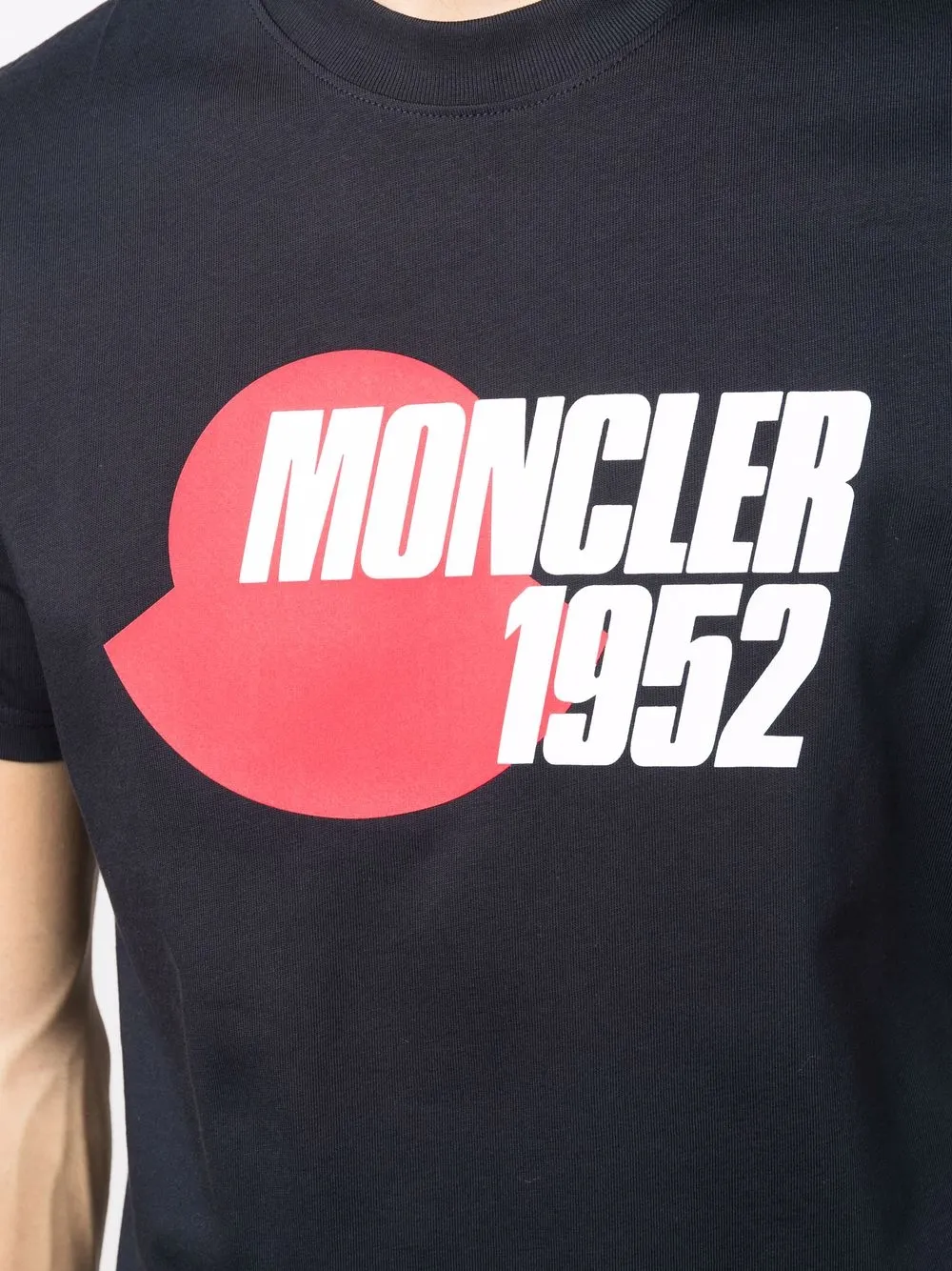 фото Moncler футболка с логотипом