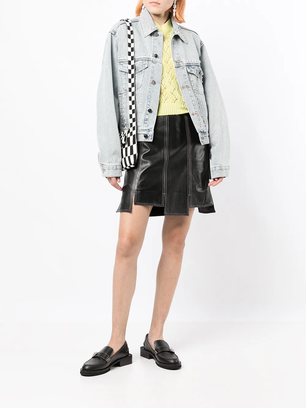 фото Tout a coup джинсовая куртка с жемчугом