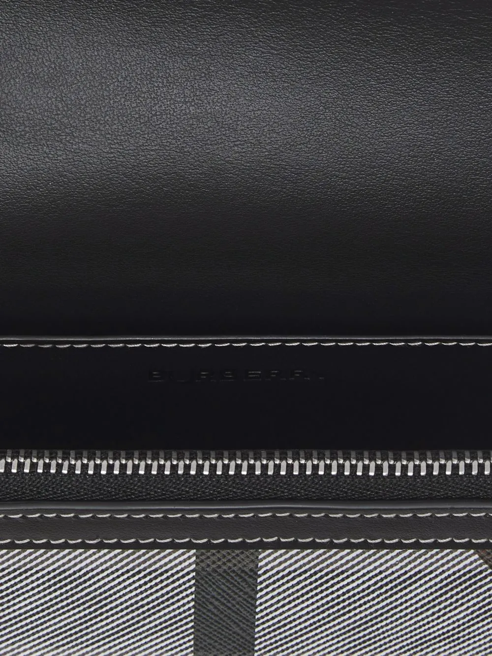 фото Burberry сумка через плечо в клетку
