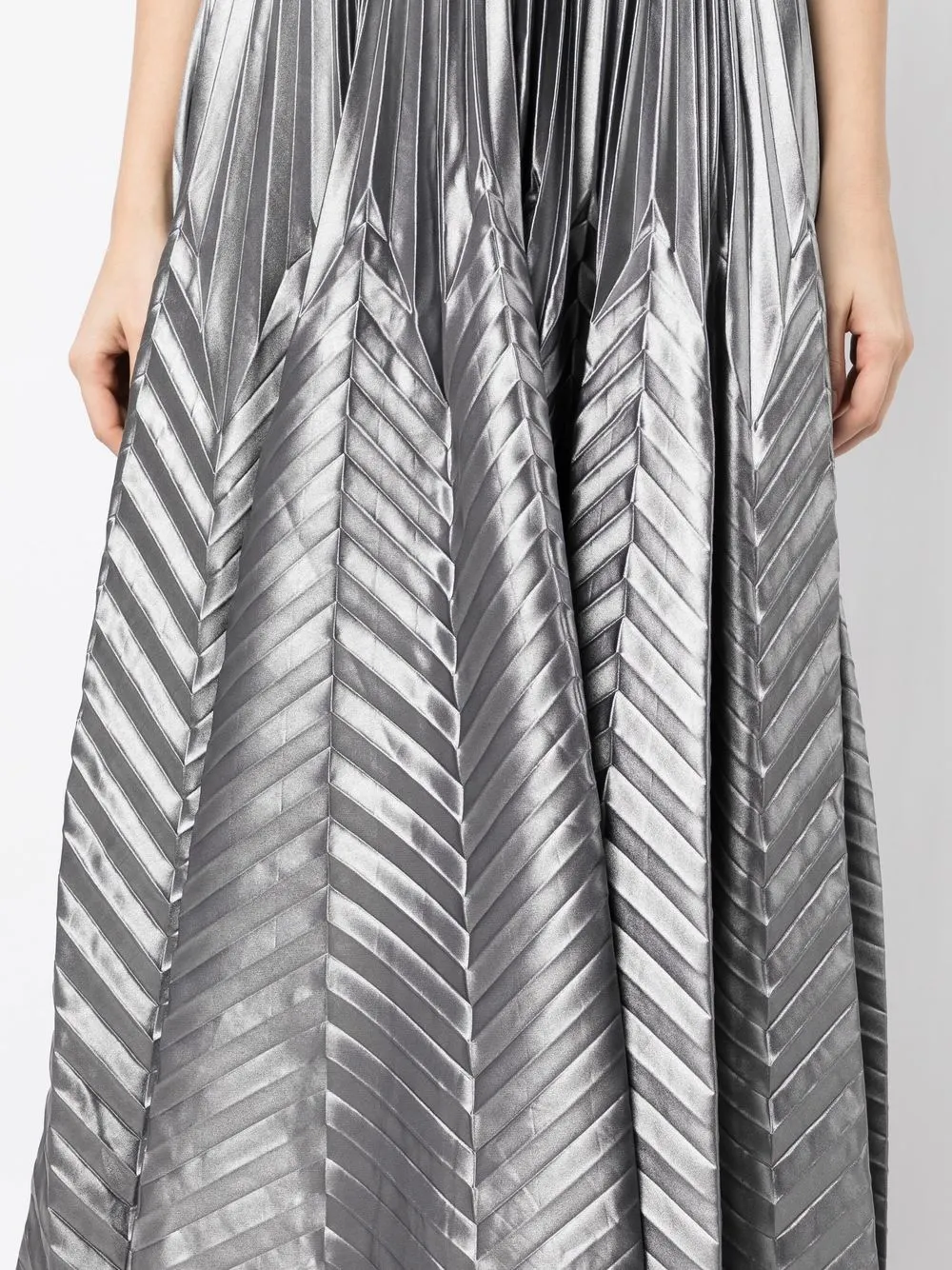 Marchesa Notte Pleated Halterneck Midi Dress In Silber ModeSens