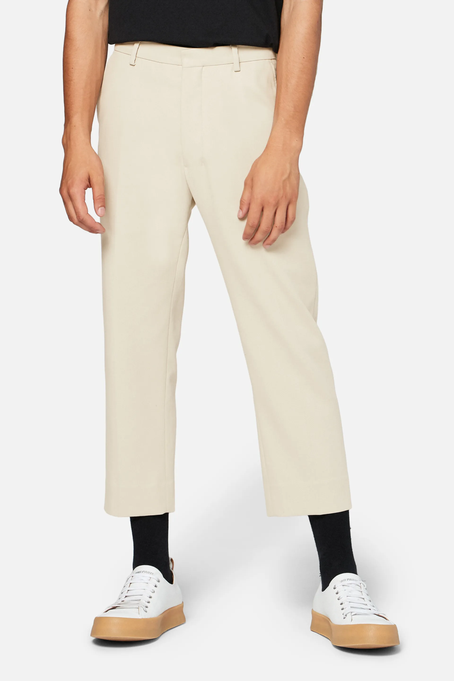 straight fit trousers
