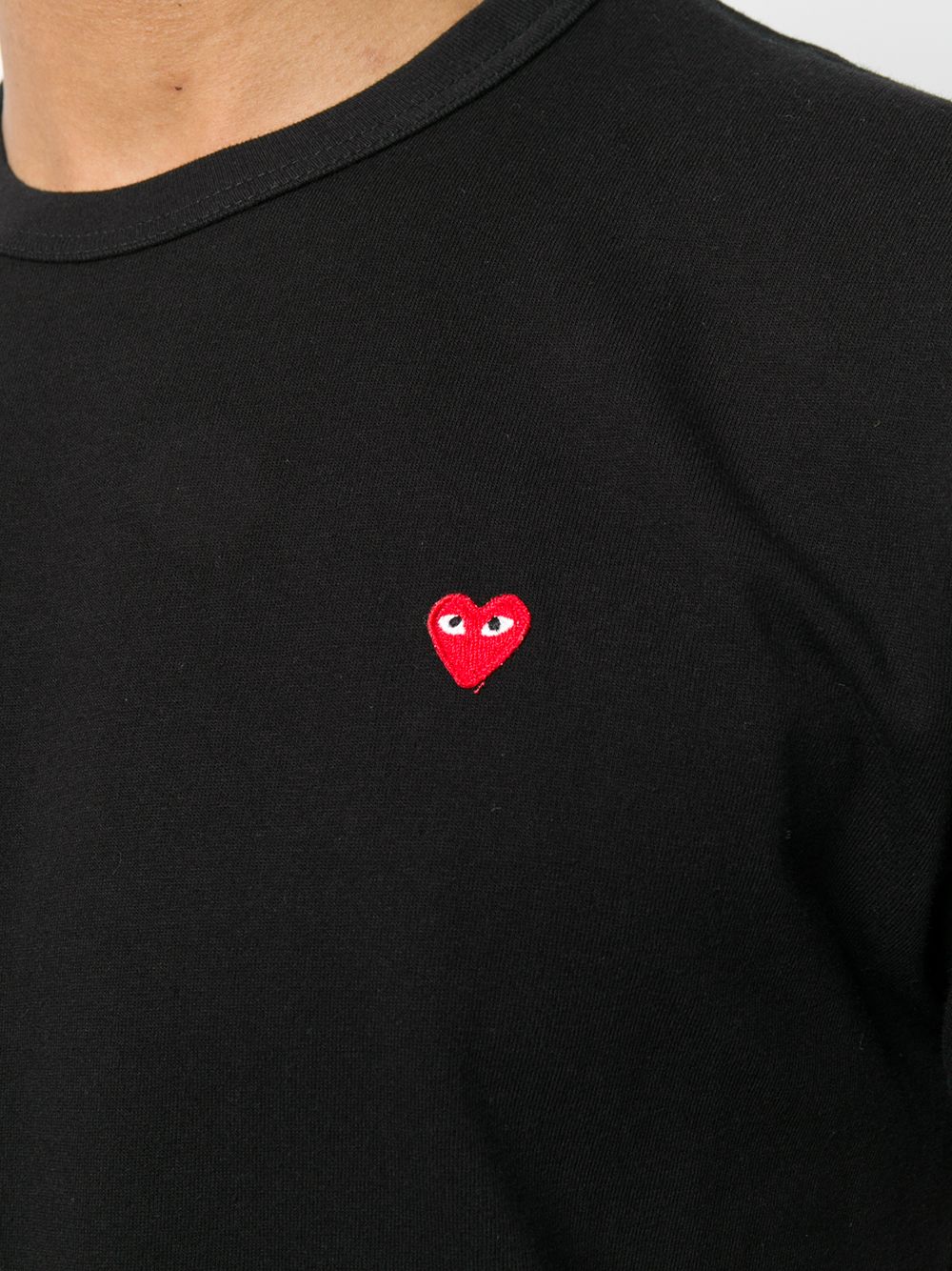 фото Comme des garçons play heart patch t-shirt