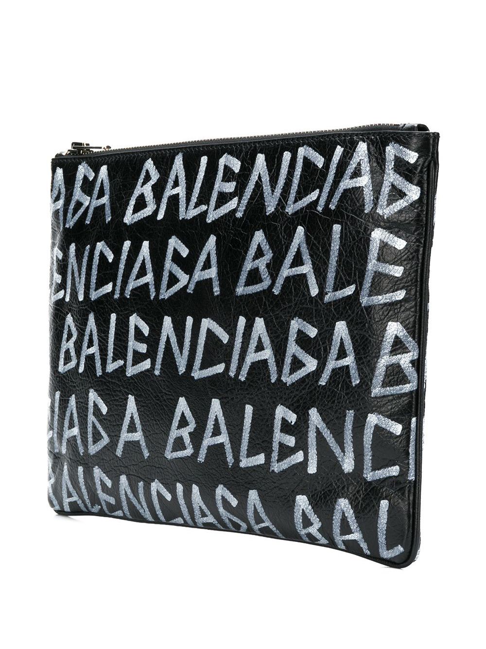 фото Balenciaga клатч 'carry clip m'