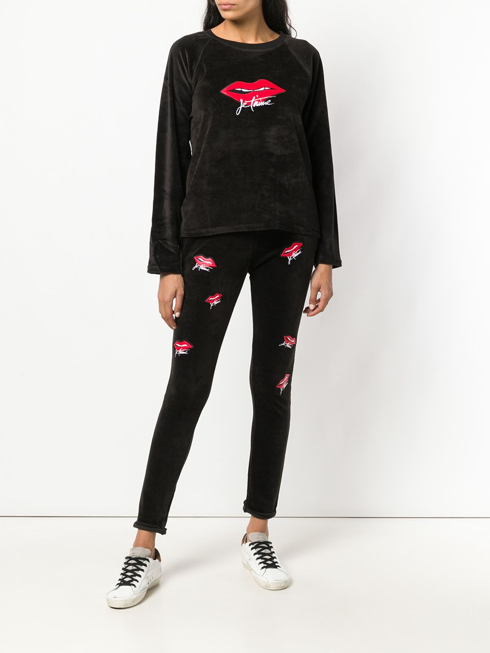 фото Quantum courage je t'aime lips sweater