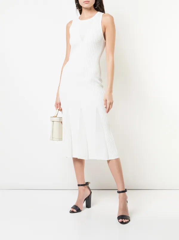 sleeveless sweater outfits