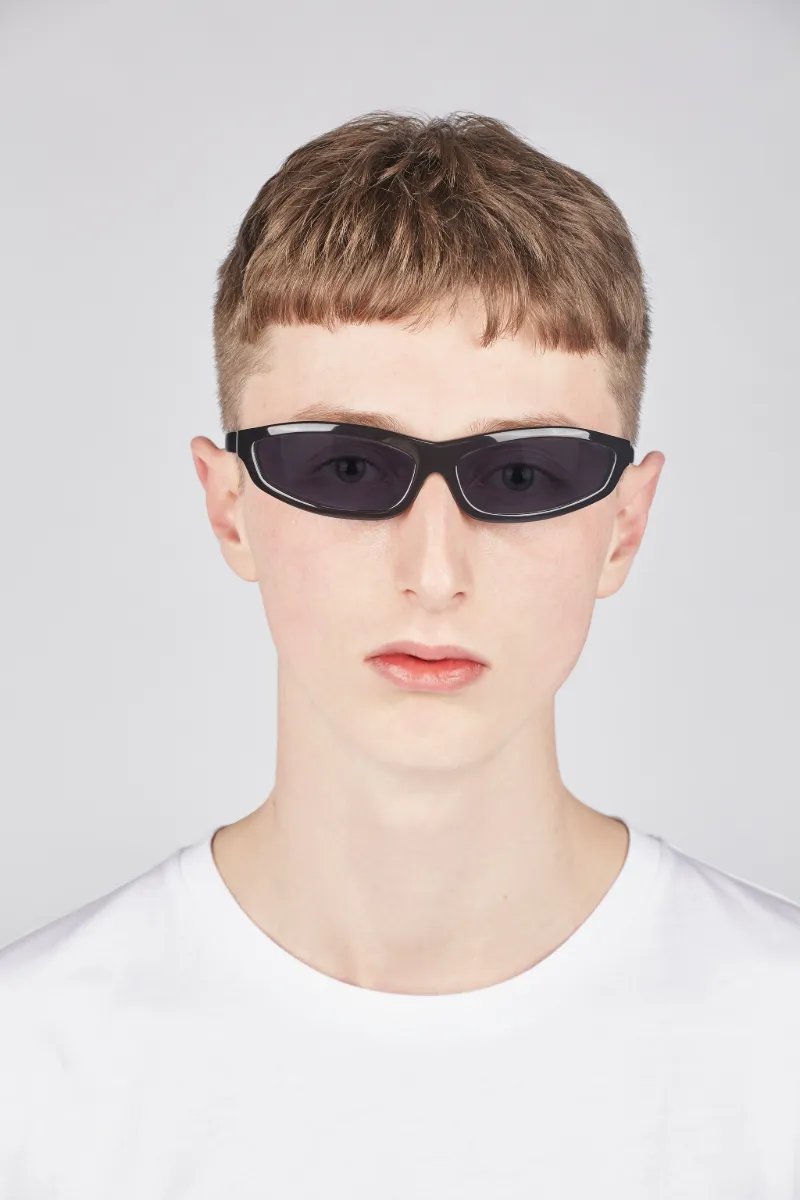 Tight sunglasses deals