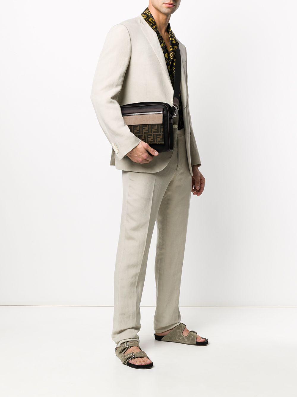 фото Fendi сумка-мессенджер в стиле колор-блок с логотипом ff