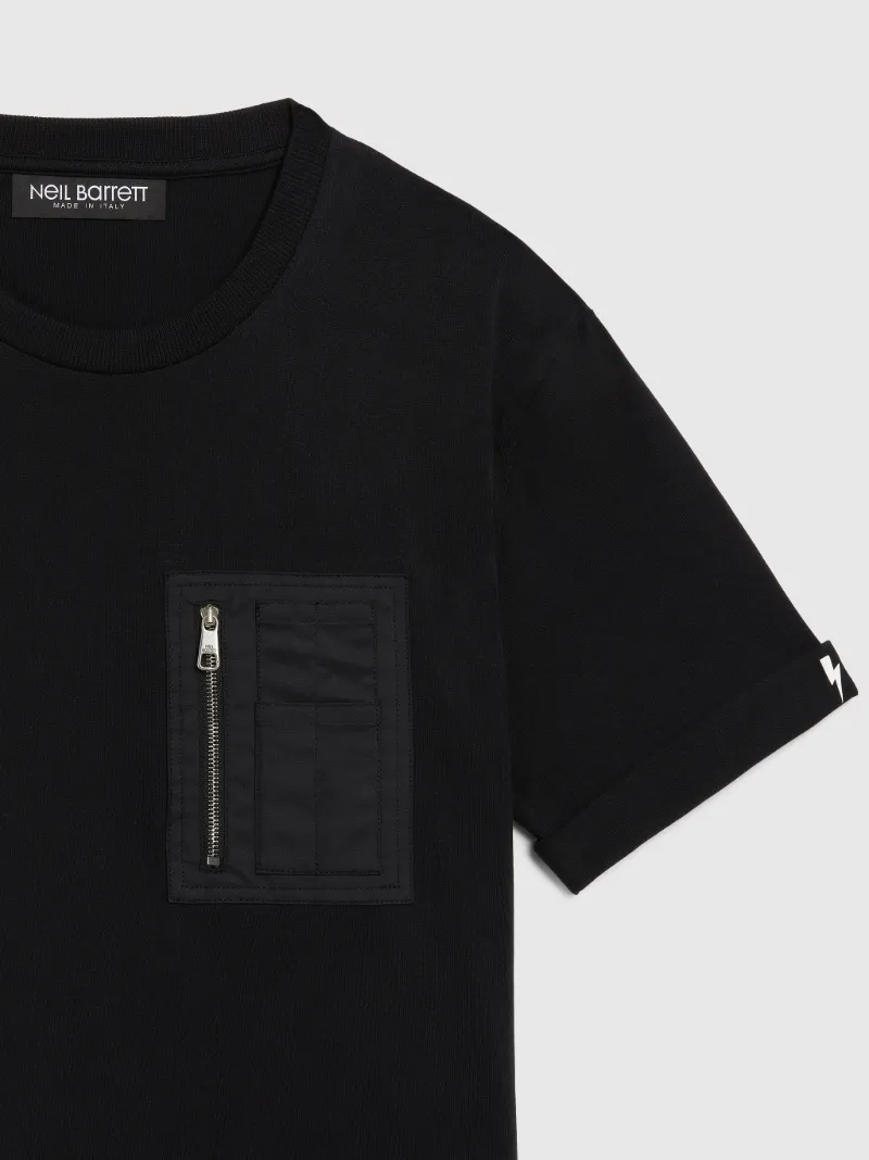 t shirt with zip pocket