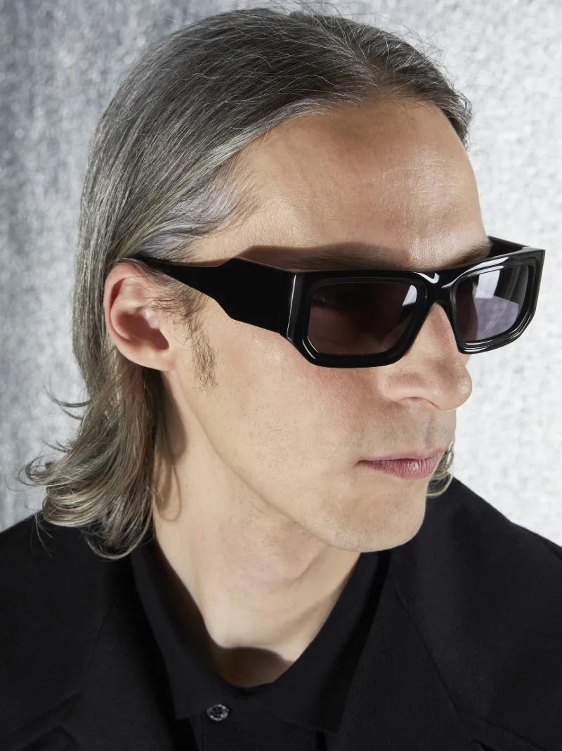 即納！最大半額！ Neil Barrett Website Official トップス