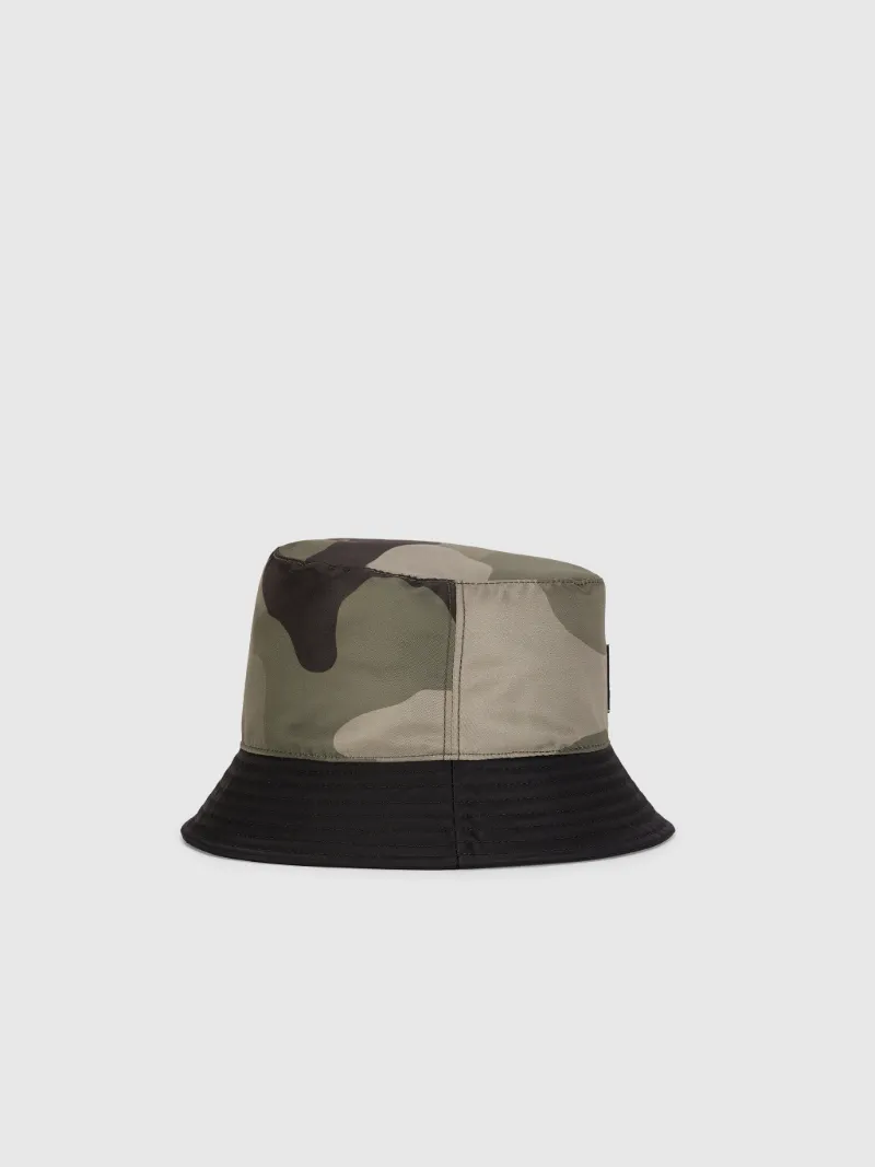 Camo Nylon Bolt Badge Bucket Hat 