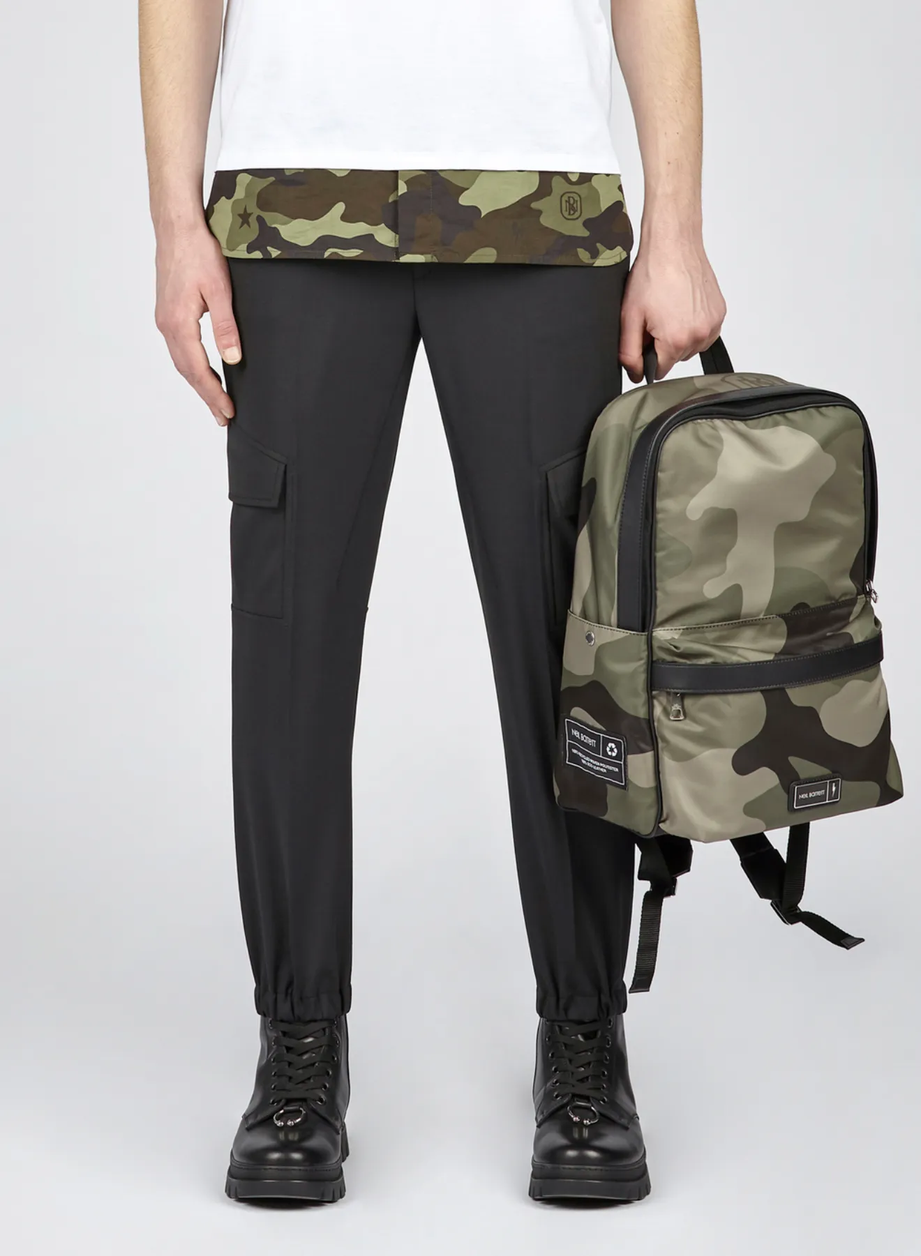Minimalist Slim Cargo Trousers With 