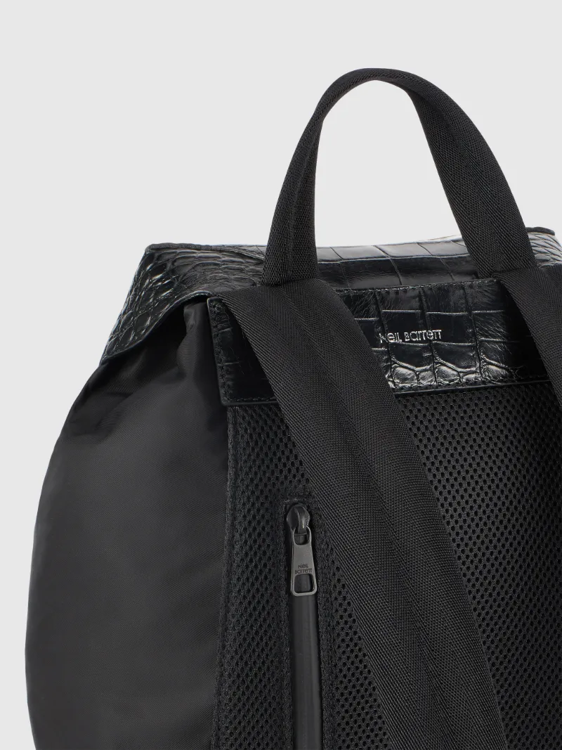 single pocket backpack