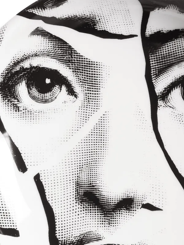 Fornasetti Tema e Variazioni Ashtray | White | FARFETCH UZ