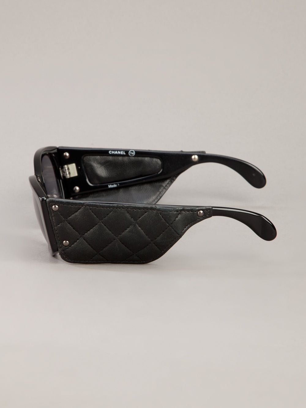 CHANEL Pre-Owned 1990-2000s leather-and-chain Visor Sunglasses - Farfetch
