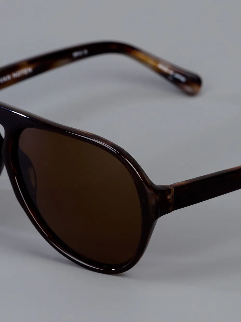 Linda Farrow 'dries van noten 11 c1' sunglasses Bruin