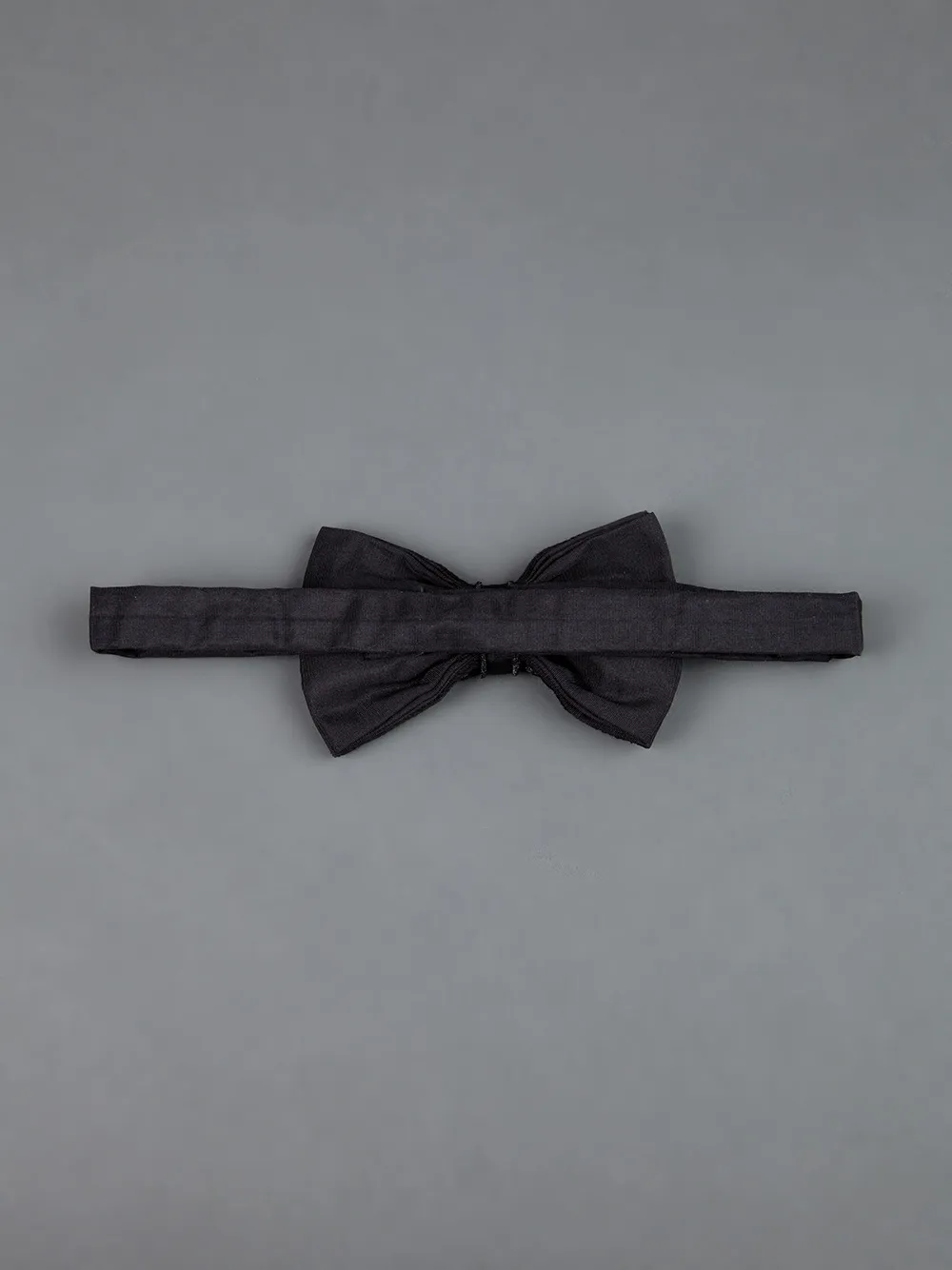 Jupe Silk Bow Tie In Black