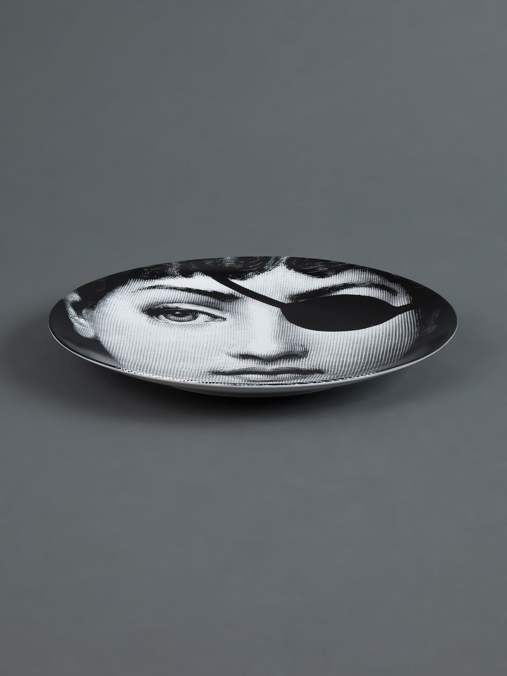 Fornasetti Plate - Zwart