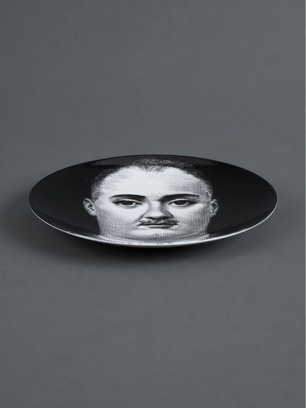 Fornasetti Plate - Zwart