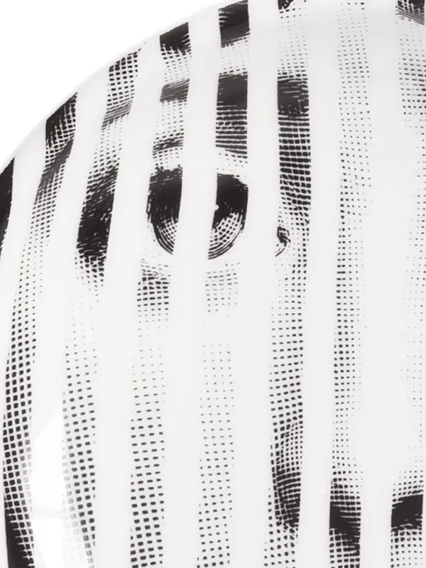 m*＊様 Fornasetti フォルナセッティ アッシュトレイ Fornasetti プリント柄 アッシュトレイ | ホワイト | FARFETCH JP